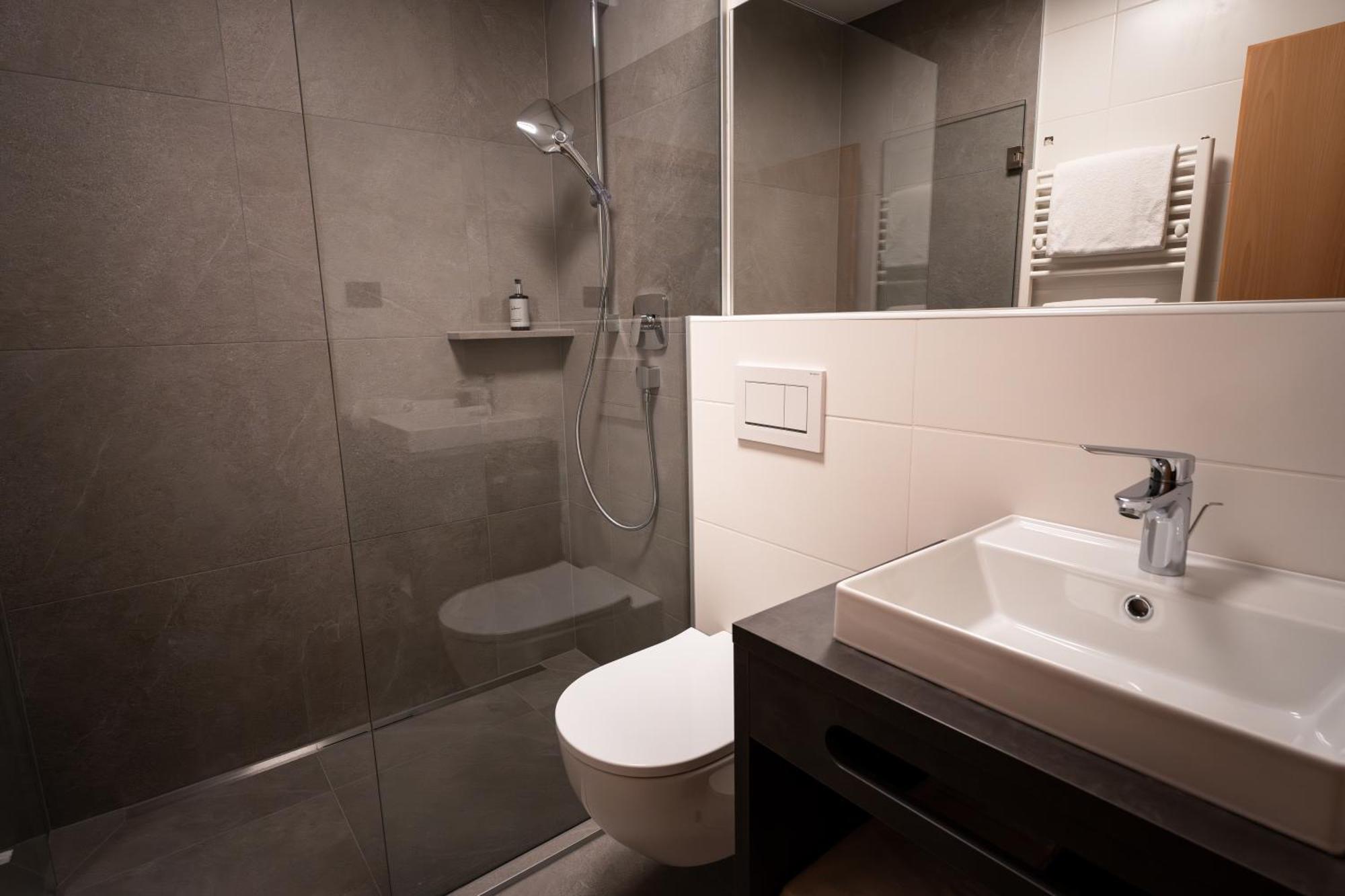 Self Service Hotel Schnalser Hof Naturns Eksteriør bilde