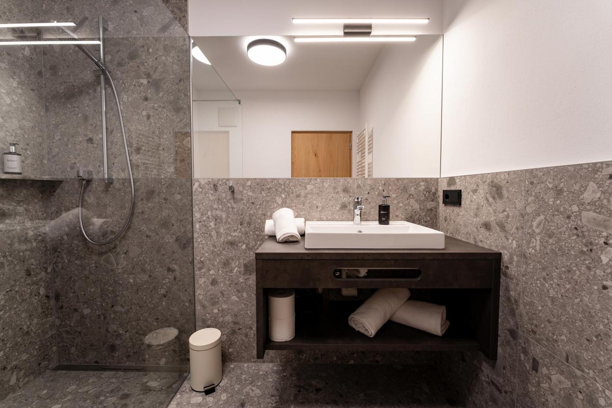 Self Service Hotel Schnalser Hof Naturns Eksteriør bilde
