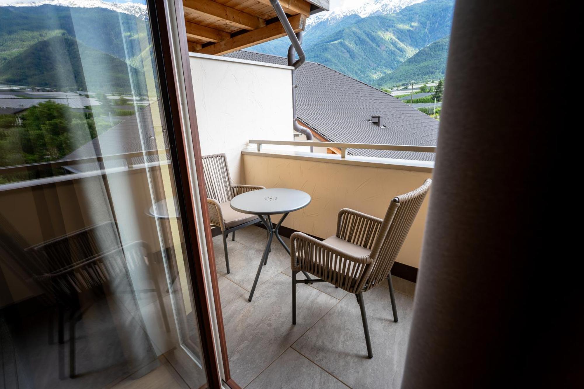Self Service Hotel Schnalser Hof Naturns Eksteriør bilde